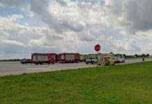 У Львові літак здійснив аварійну посадку, в аеропорту багато “швидких” та рятувальників