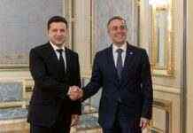 Зеленський зустрівся з главою МЗС Швейцарії: обговорили виробництво ШВЛ і спільні проекти