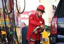 У Британії задіють 100 військових водіїв через паливну кризу