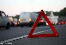 У Харкові автомобіль на шаленій швидкості скоїв смертельну ДТП