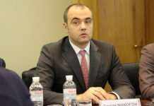 Україна хоч зараз може підписати новий контракт з “Газпромом”, але він не відповідає, – Макогон