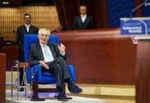 Поліція Чехії підозрює оточення президента в ненаданні своєчасної медичної допомоги