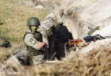 На Донбасі знову обстріли. Бойовики використовують заборонену зброю