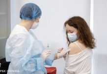 Туніс вводить паспорти вакцинації для громадян та іноземців