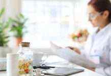 Регулятор ЄС почав огляд таблеток від коронавірусу Молнупіравір