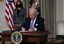 Байден підписав закон про допомогу жертвам “Гаванського синдрому”