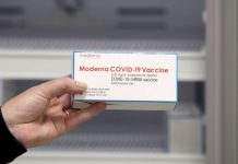 В Японії можуть заборонити вакцину Moderna для молодих чоловіків