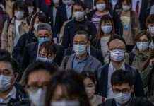 Скасують обмеження і дозволять масовки: Японія готується до експерименту з COVID-19