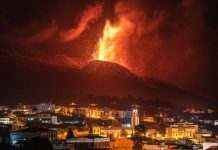 Виверження вулкана на Канарах викликало землетруси і блискавки