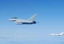 Британські ВПС були підняті в повітря для перехоплення двох російських Ту-160