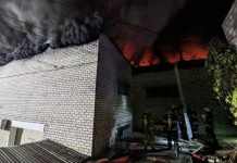 Пожежа на СТО у Києві: один співробітник отримав опіки обличчя