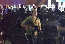 Присяжні виправдали підлітка, який застрелив двох людей під час заворушень у США