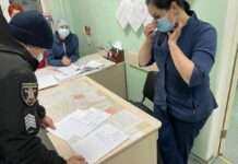 Вибили двері, вимагаючи кисень: у Миколаєві родичі пацієнтки напали на лікарню