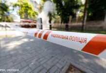 У Львові шукають “вибухівку” у трьох торгових центрах