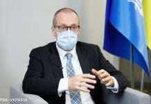 ВООЗ тестує 16 нових вакцин від коронавірусу