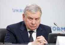 Таран подав заяву про відставку з посади міністра оборони