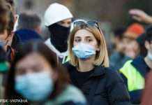 Майже 17 тисяч нових випадків та 628 смертей: добова COVID-статистика