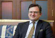 Вже 15 країн: Греція і Латвія не закриватимуть кордони для українців