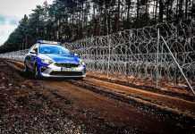 У Польщі затримали трьох українців, які допомагали мігрантам незаконно перетнути кордон