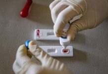 “Омікрон” більш заразний для тих, хто перехворів на COVID, – ВООЗ