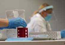 Всесвітня Медична асоціація заявила, що ревакцинація від COVID буде щорічною