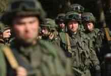 На Донбасі поранили українського військового