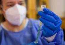 У Саудівській Аравії почнуть прищеплювати від COVID дітей 5-11 років вакциною Pfizer