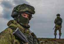 Біля кордонів України немає ударного угруповання російських військ, – експерти