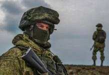 РФ стягує до кордону з Україною військових і техніку “в насторожуючій кількості”, – CIT