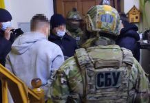 Вимагали гроші і катували людей: на Прикарпатті затримали банду