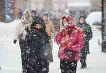 Мокрий сніг накриє більшу частину України: прогноз погоди на завтра