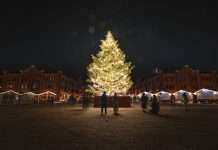 Пожежа у Різдвяному містечку у Чернівцях: з’явилися нові подробиці