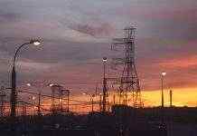 У Києві та області очікуються відключення електрики: графік та адреси