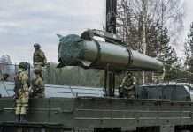 РФ продовжує нарощувати війська на кордоні з Україною: супутникові знімки