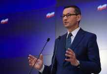 “Бути з Європою або проти неї”: прем’єр Польщі закликав Росію визначитися