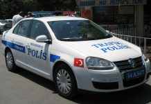 У Туреччині запобігли вибуху на мітингу Ердогана: міну виявили під машиною поліцейського