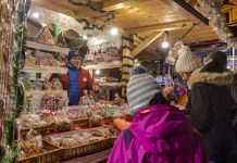 Тільки для вакцинованих: у Будапешті відкрили різдвяні ярмарки