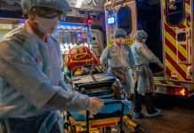 Максимум з літа. У Китаї різкий добовий приріст COVID-заражень