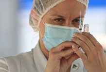 Ревакцинація після Pfizer і AstraZeneca: які препарати можна використати в якості бустера