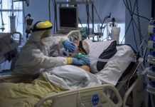 У США тисячу військових лікарів направлять до лікарень для боротьби з COVID-19