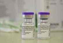 У США схвалили бустерне щеплення вакциною Pfizer для підлітків 16-17 років