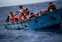 Човен з мігрантами перекинувся біля острова Фолегандрос: є загиблі