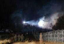 Поліція Польщі показала, як білоруські служби допомагають мігрантам прорвати кордон