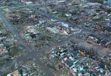 Кількість жертв потужних торнадо в США різко зросла. МЗС України висловило співчуття