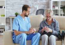 Ізраїль схвалив застосування таблеток Pfizer від коронавірусу