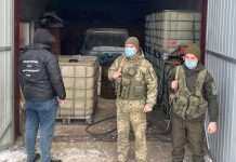 Тони дизельного палива: під Одесою викрили нелегальну АЗС