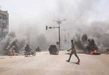 У Буркіна-Фасо військові влаштували заворушення і вимагають відставки президента