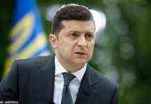 Зеленський вважає помилкою виїзд дипломатів: капітан останнім йде з корабля, а у нас не “Титанік”