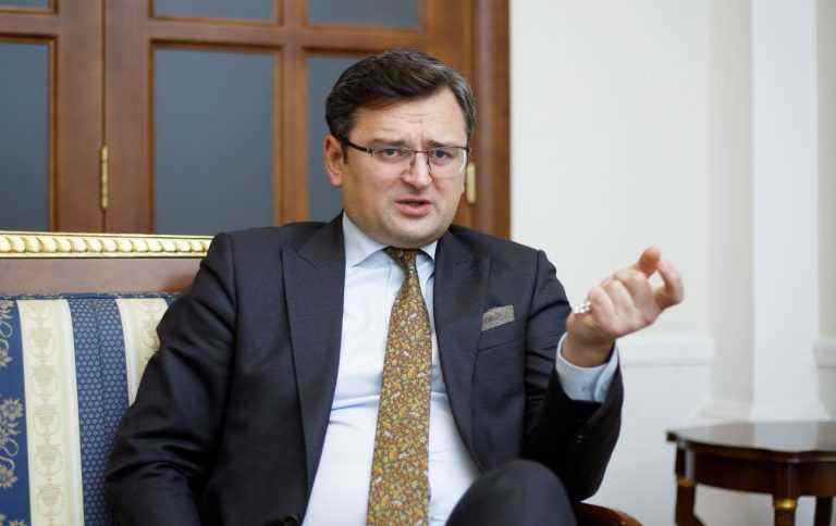 Агресія завершиться тоді, коли Захід пошле сигнал Росії, – Кулеба