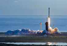 Перший запуск року. SpaceX відправляє в космос нові супутники: трансляція